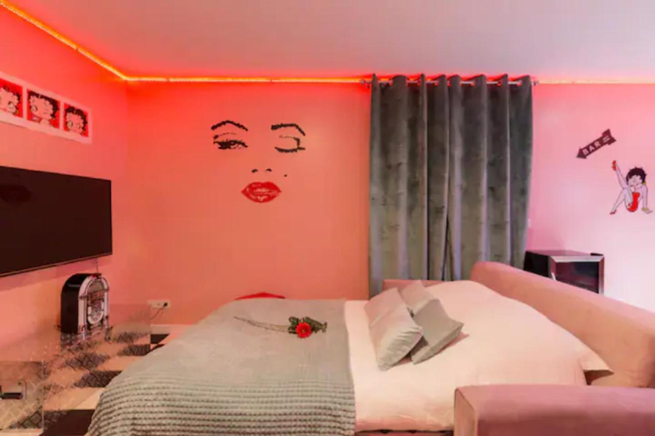 Suite Marilyn Monroe & Spa - 4P - Proche Disney Montry Exterior photo
